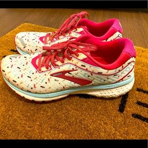 *LIMITED EDITION* Brooks Zappos 20th x Ghost 12 “Sprinkles”